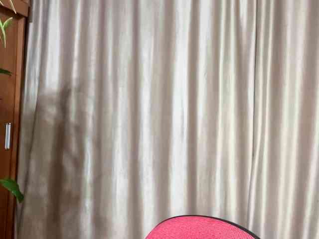MyrleLinnan webcam
