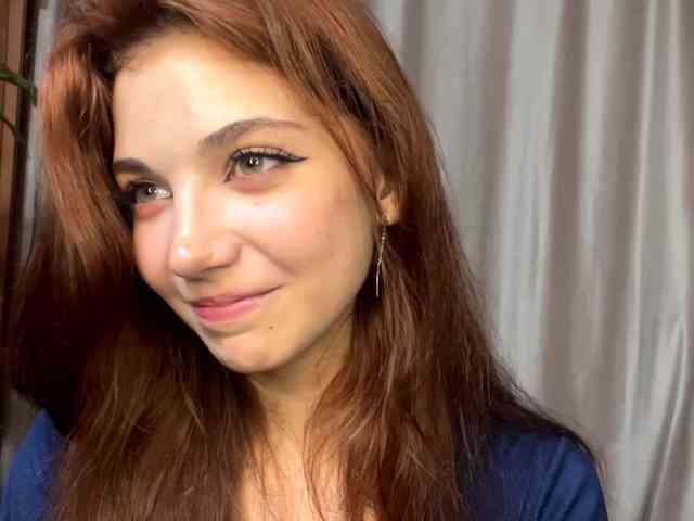 MyrleLinnan webcam