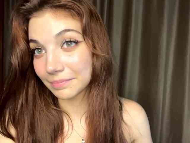 MyrleLinnan webcam
