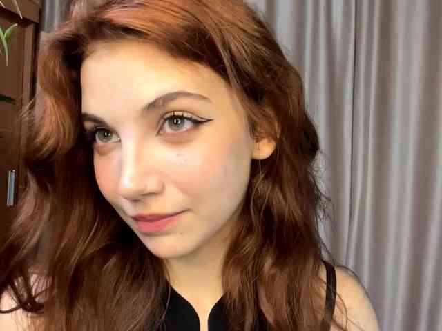 MyrleLinnan cam