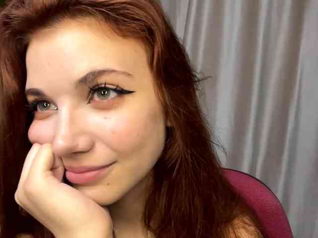 MyrleLinnan webcam