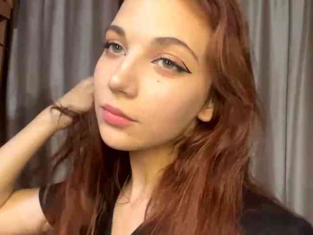 MyrleLinnan webcam