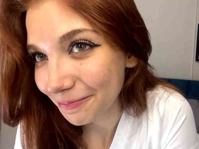 MyrleLinnan webcam