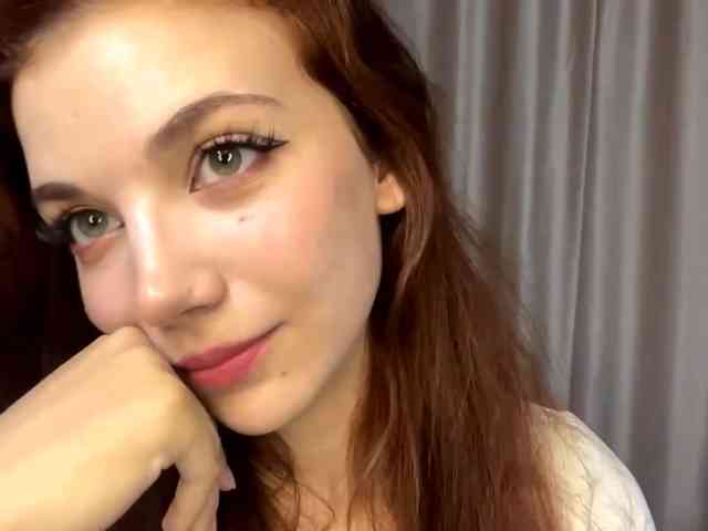 MyrleLinnan webcam