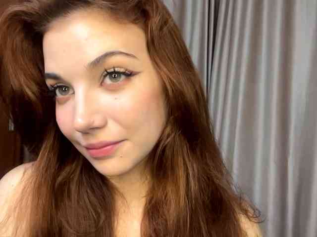MyrleLinnan webcam