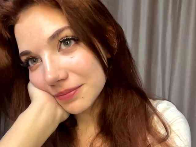 MyrleLinnan webcam