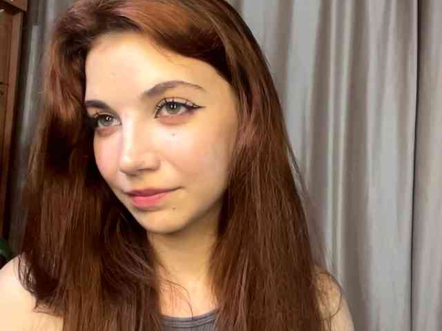 MyrleLinnan webcam