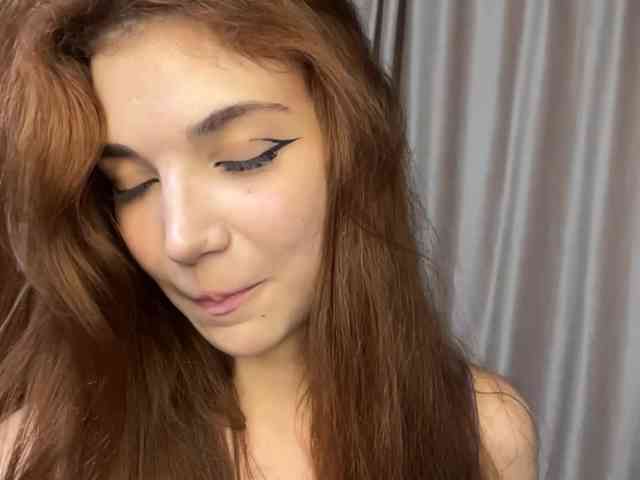 MyrleLinnan webcam