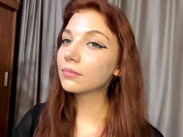 MyrleLinnan webcam