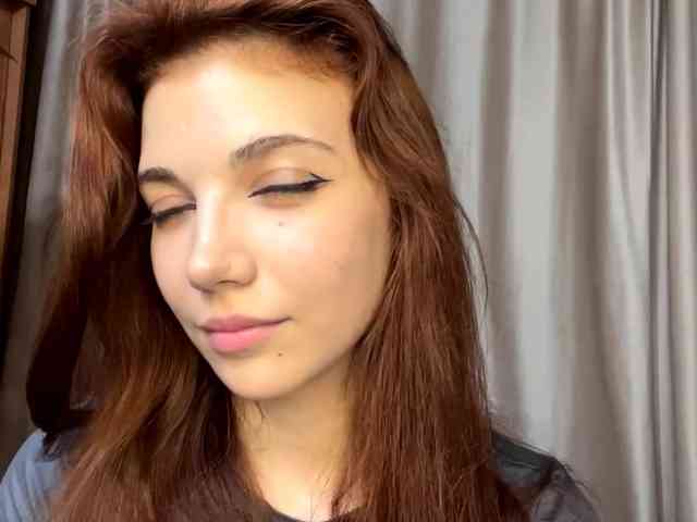 MyrleLinnan webcam