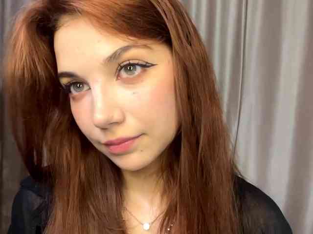 MyrleLinnan webcam