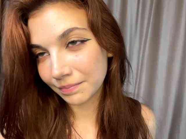 MyrleLinnan webcam