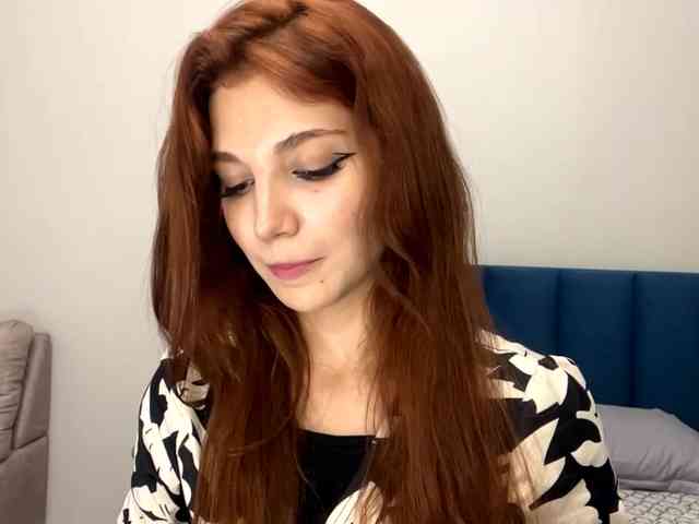 MyrleLinnan webcam