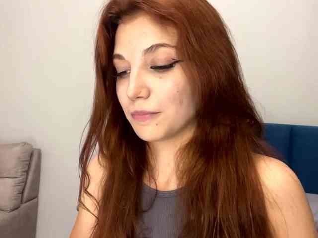 MyrleLinnan webcam