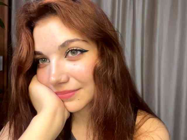 MyrleLinnan webcam
