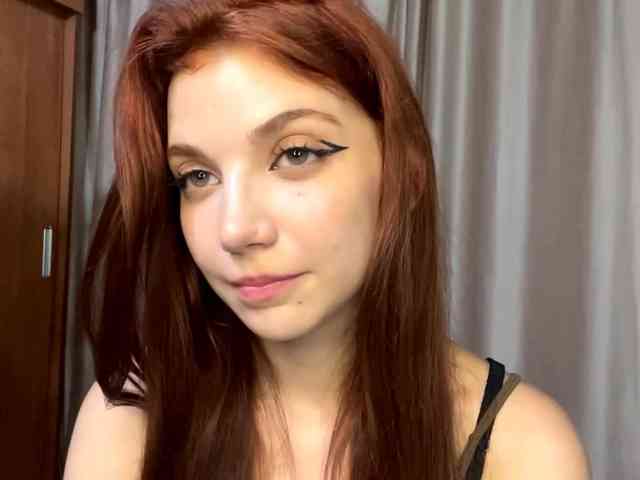 MyrleLinnan webcam