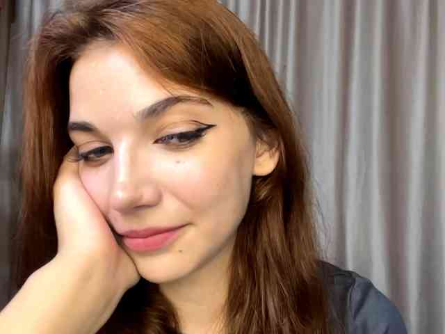 MyrleLinnan webcam