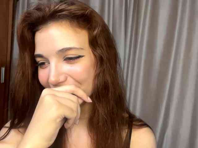 MyrleLinnan webcam