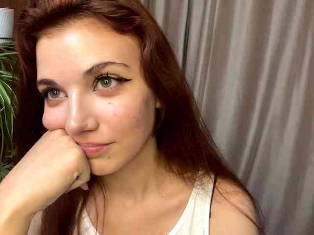 MyrleLinnan webcam