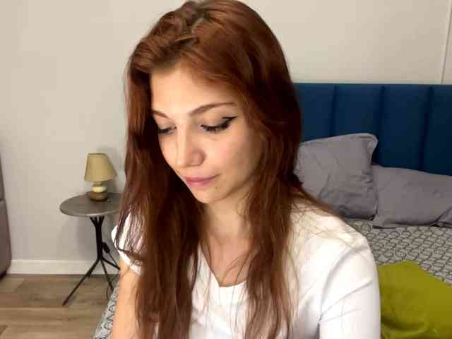 MyrleLinnan webcam
