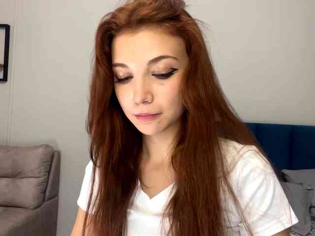 MyrleLinnan webcam
