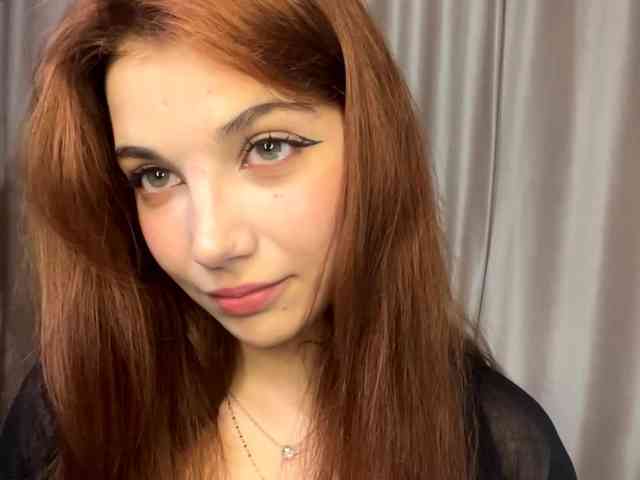 MyrleLinnan webcam