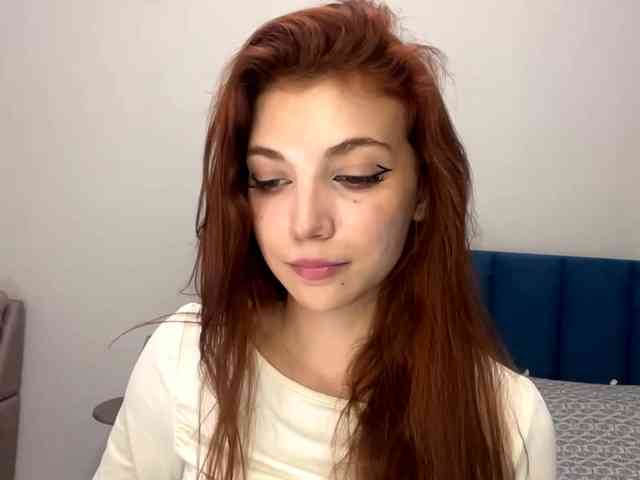 MyrleLinnan webcam