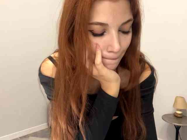 MyrleLinnan webcam