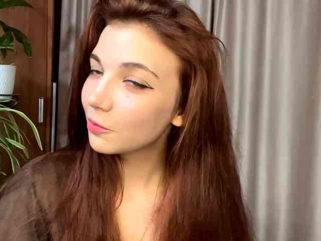 MyrleLinnan webcam