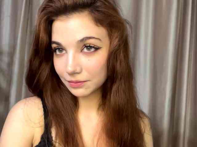 MyrleLinnan webcam