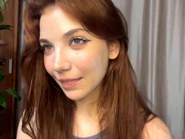 MyrleLinnan webcam