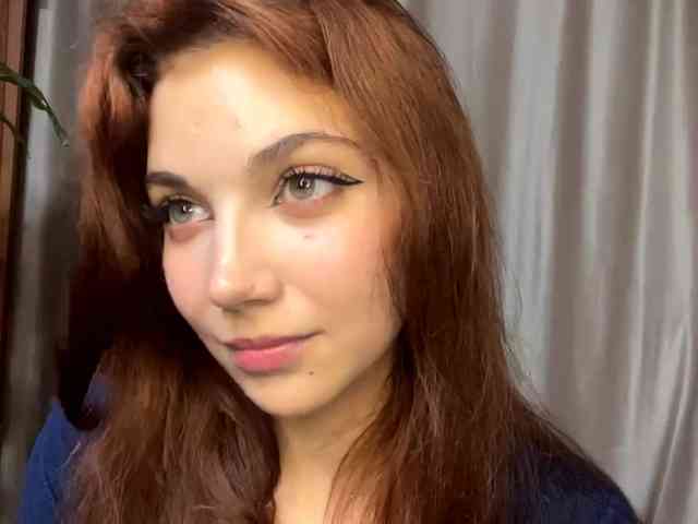 MyrleLinnan webcam
