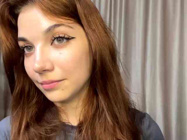 MyrleLinnan webcam