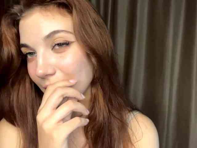 MyrleLinnan webcam