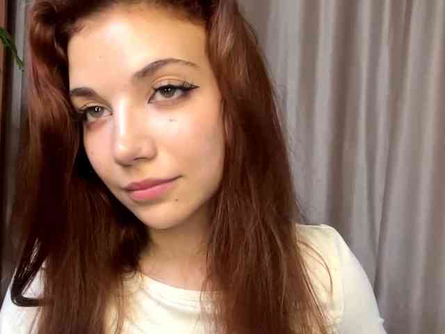MyrleLinnan webcam