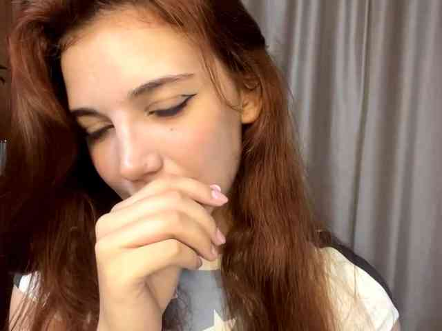 MyrleLinnan webcam