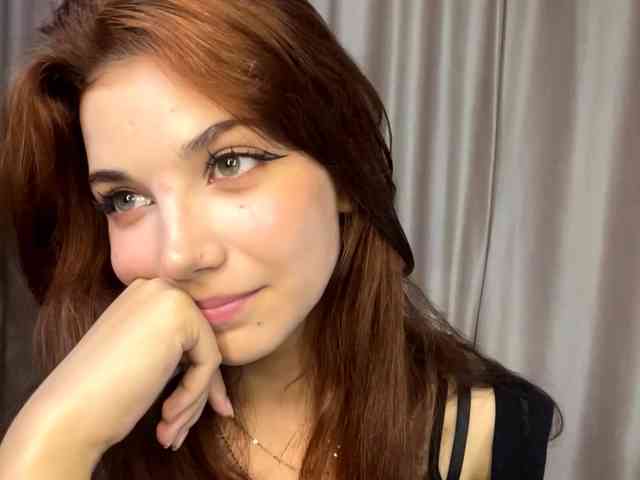 MyrleLinnan webcam