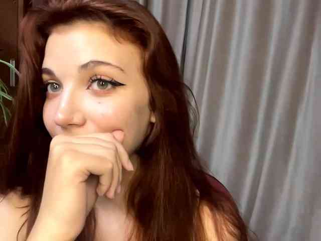 MyrleLinnan webcam
