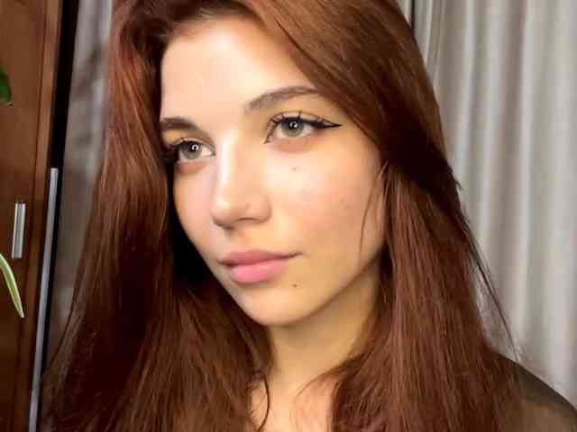 MyrleLinnan webcam