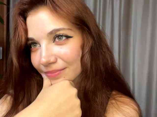 MyrleLinnan webcam