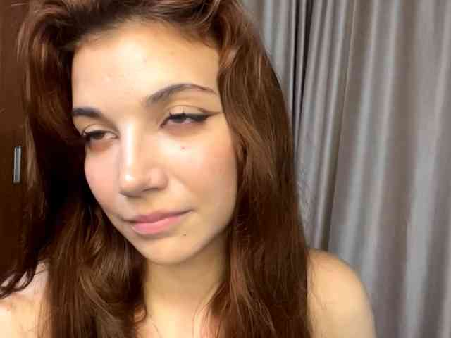 MyrleLinnan webcam