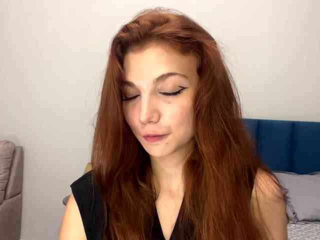 MyrleLinnan webcam