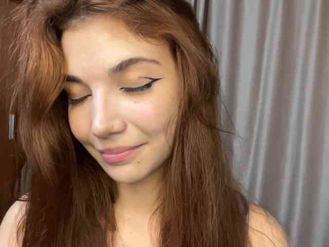 MyrleLinnan webcam