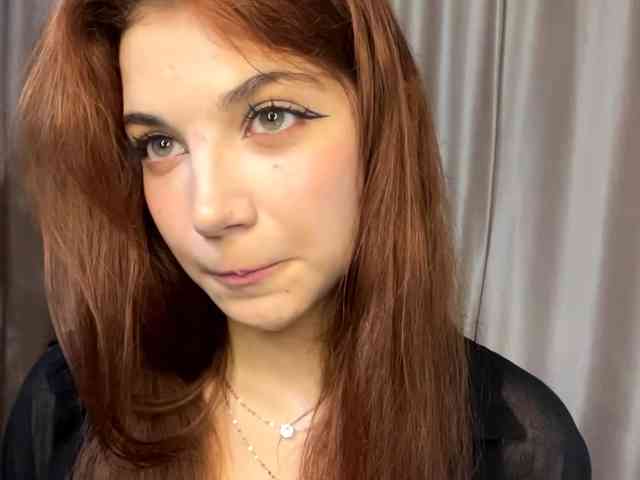 MyrleLinnan webcam