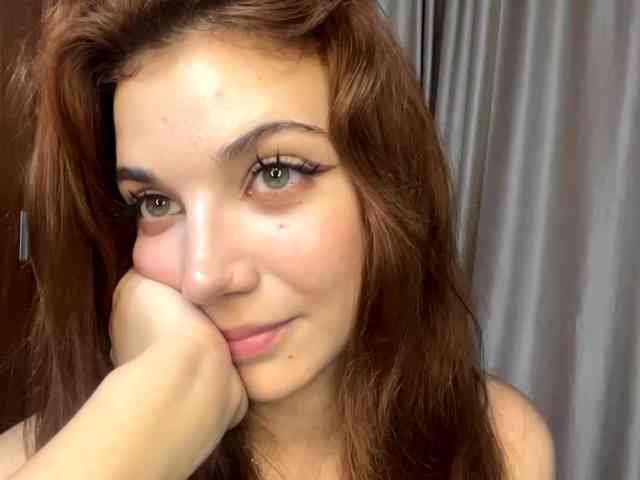 MyrleLinnan webcam