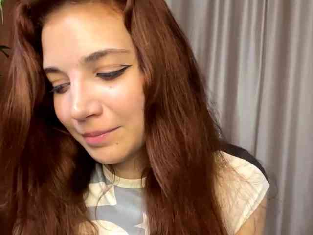 MyrleLinnan webcam