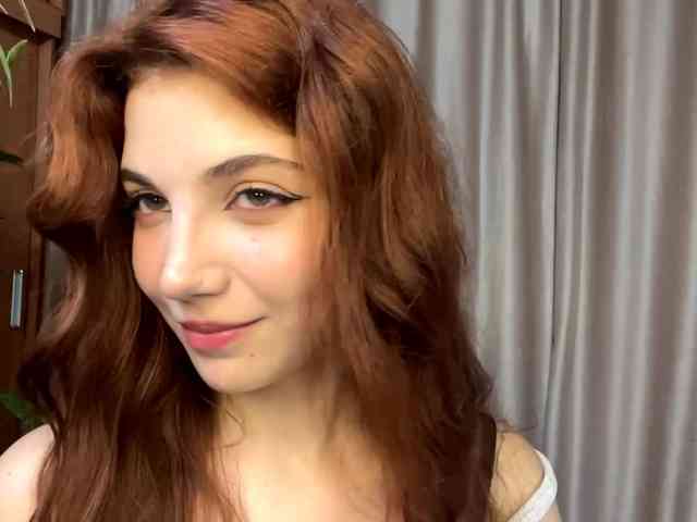 MyrleLinnan webcam