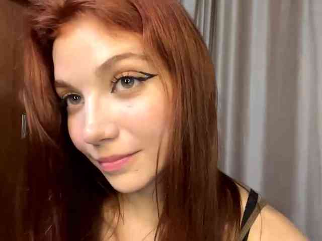 MyrleLinnan webcam