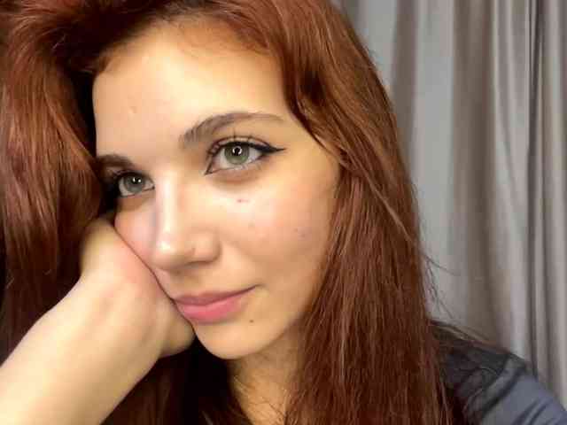 MyrleLinnan webcam