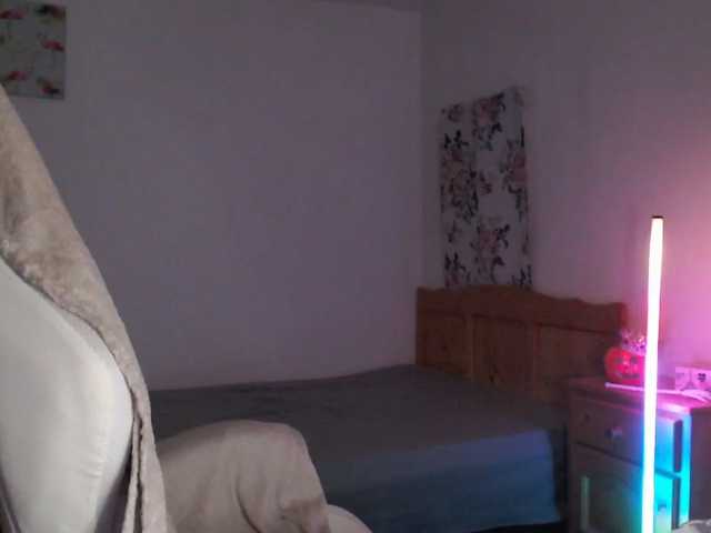DiorMuse live cam on BongaCams